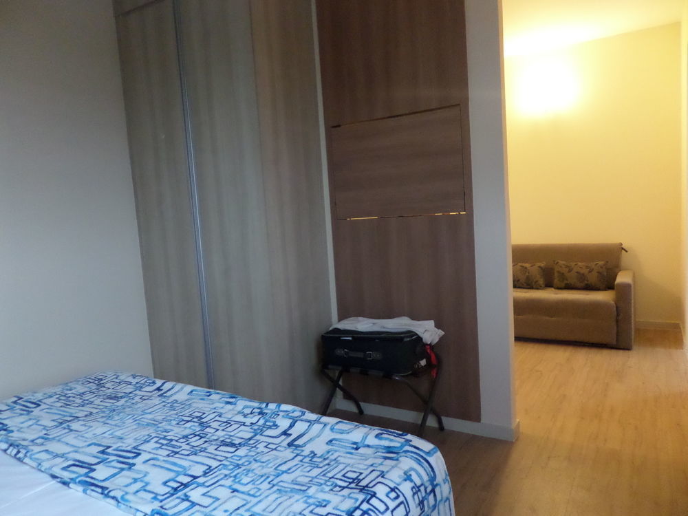 Hotel Amsterdam มอนเตสกลารอส ภายนอก รูปภาพ